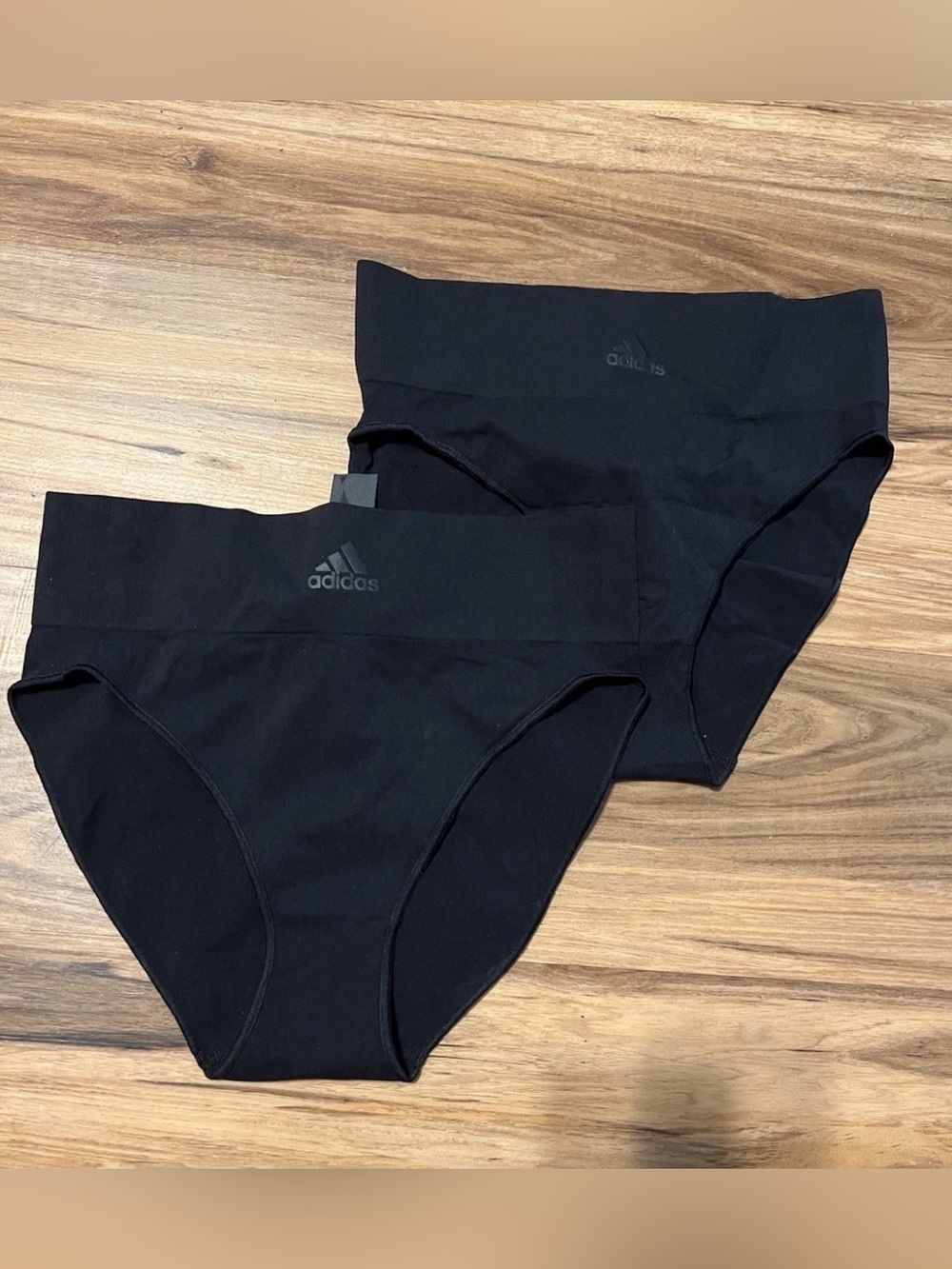 Adidas Womens Seamless Hi-Leg Brief Style-4A4H62, Black, 2 Pair included Medium